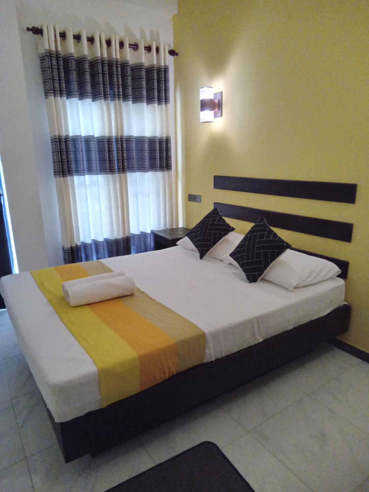 Amron Resort Сігірія Номер фото